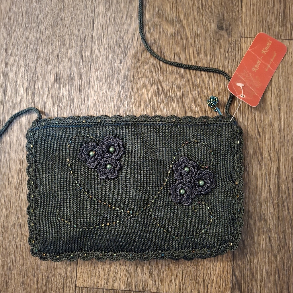 New Knot~Knots Sharmark Women's Hand Crochet Sequin Bag.